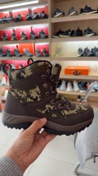 Breathable Men’s Sneakers for Daily Wear – Sporty Look & Feel